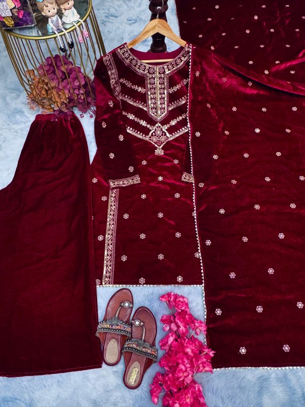 AAROHI DESIGNER PD 1073 VELVET SALWAR SUITS