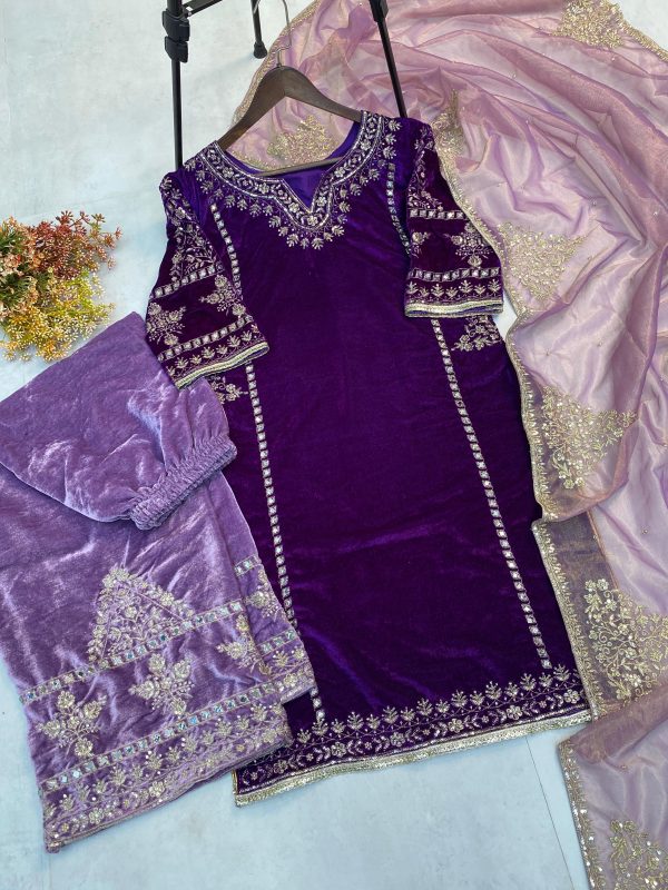 BE 297 DESIGNER VELVET SALWAR SUITS IN INDIA