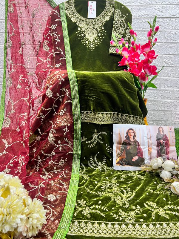 DEEPSY SUITS 3284 E VELVET SALWAR SUITS