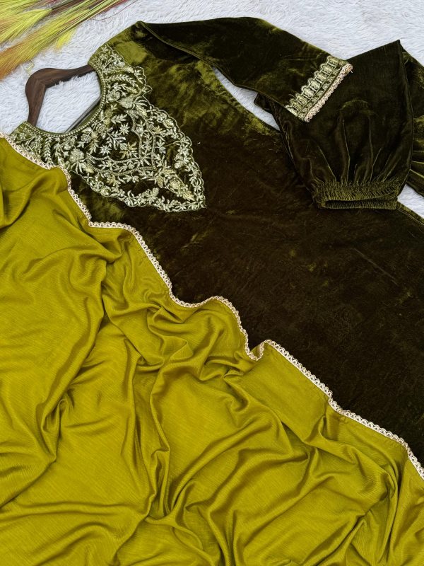 JENNY DESIGNER JD 579 VELVET SALWAR SUITS