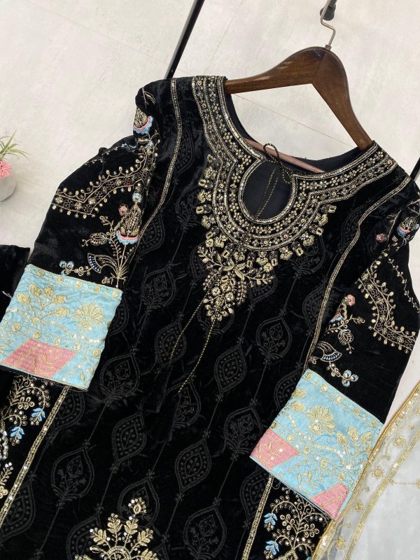 LG 1889 E VELVET PARTY WEAR SUITS ONLINE