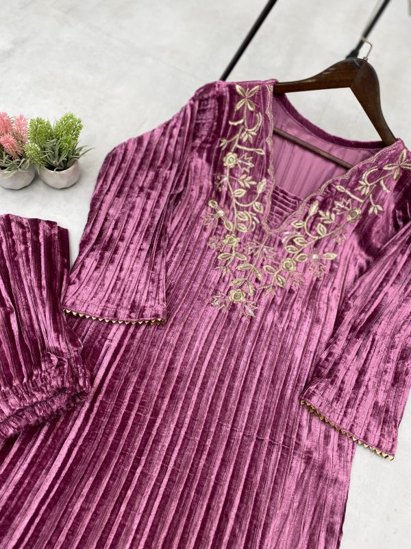 LG 1893 C DESIGNER VELVET SALWAR SUITS IN INDIA