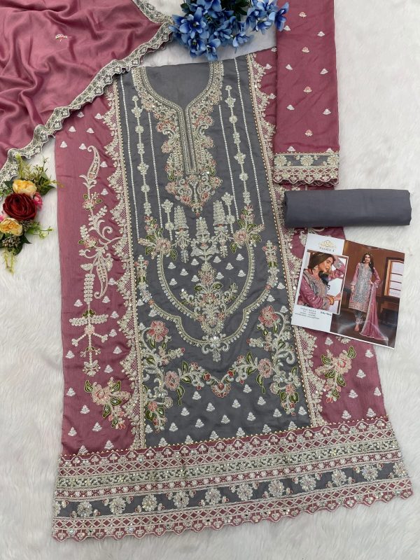 MAARIA A 1120 A TO E PAKISTANI SUITS IN INDIA