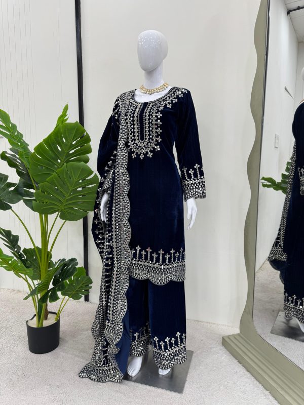 RTC 5793 A DESIGNER VELVET PAKISTANI SUITS