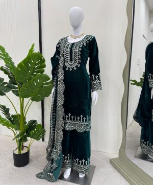 RTC 5793 B DESIGNER VELVET PAKISTANI SUITS