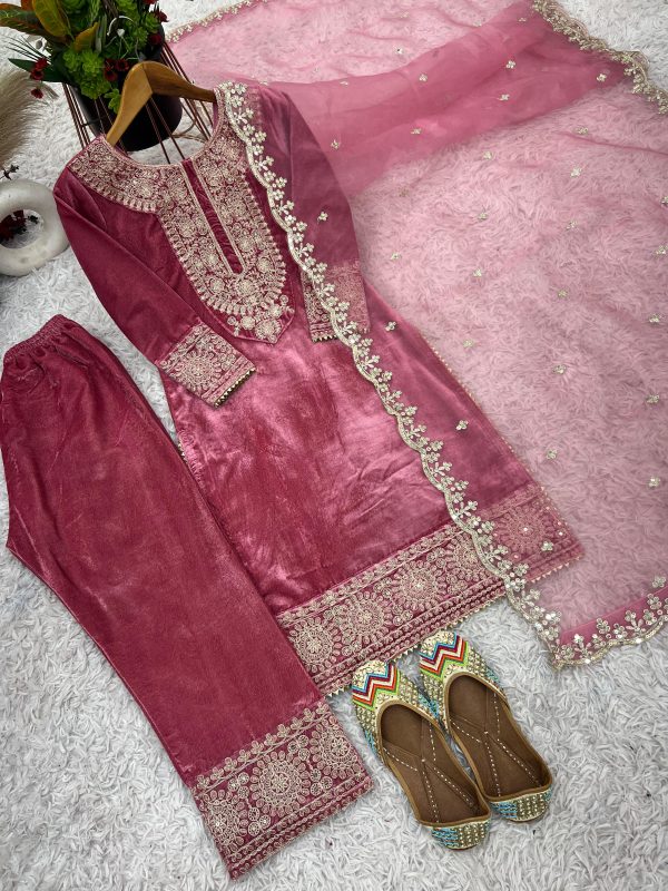 SHREE HARI SR 1658 A DESIGNER VELVET SALWAR KAMEEZ