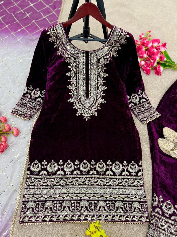 SHREE HARI SSR 434 B DESIGNER VELVET SUITS