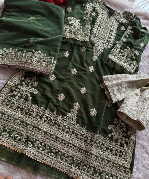 ZIAAZ DESIGNS 378 GREEN VELVET SALWAR SUITS