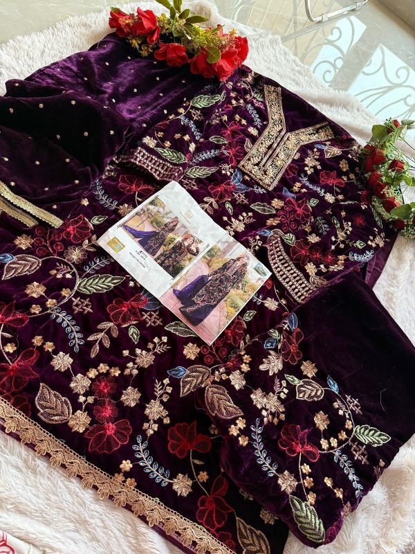 ZIAAZ DESIGNS 394 B VELVET PAKISTANI SUITS IN INDIA