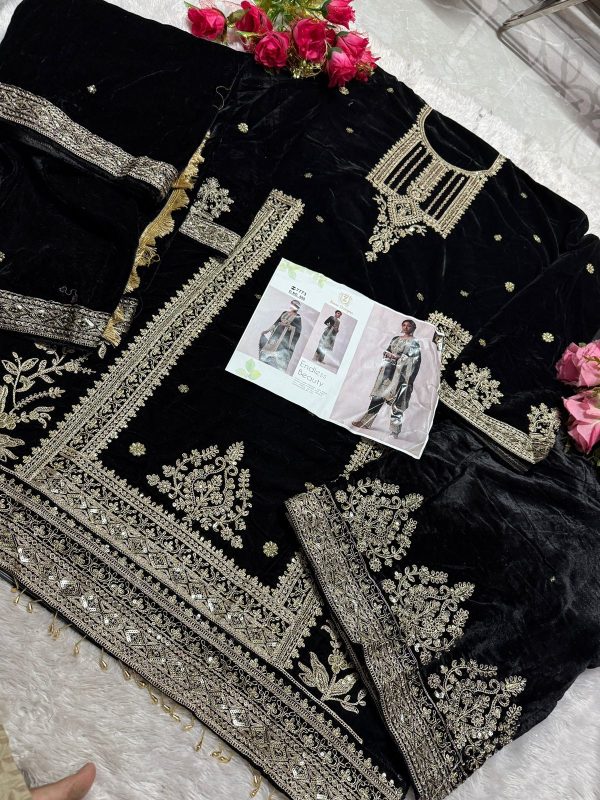 ZIAAZ DESIGNS 660 VELVET PAKISTANI SALWAR SUITS