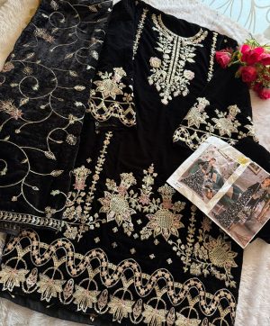 ZIAAZ DESIGNS 689 B PAKISTANI VELVET SUITS