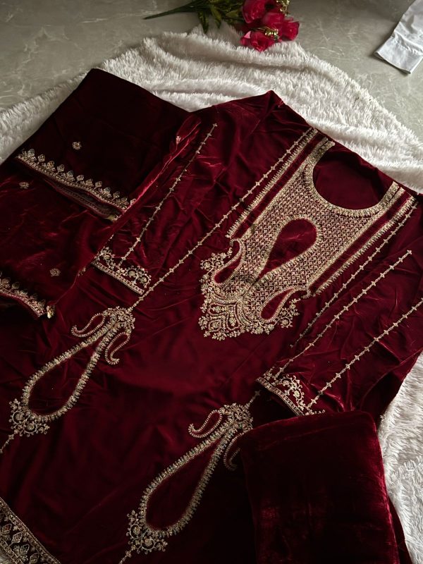 ZIAAZ DESIGNS 727 B VELVET PAKISTANI SUITS