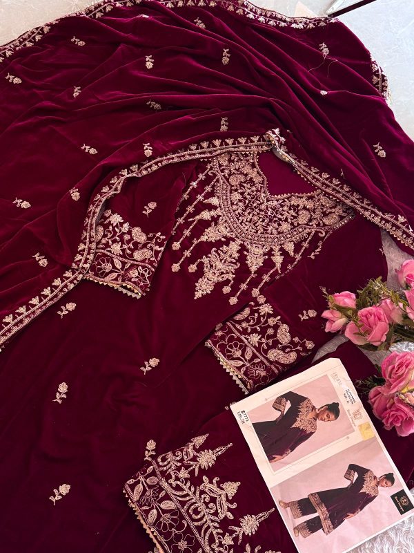 ZIAAZ DESIGNS 735 VELVET PAKISTANI SUITS IN INDIA