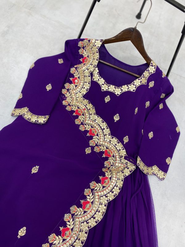 BE 307 A DESIGNER GOWN WHOLESALE IN INDIA