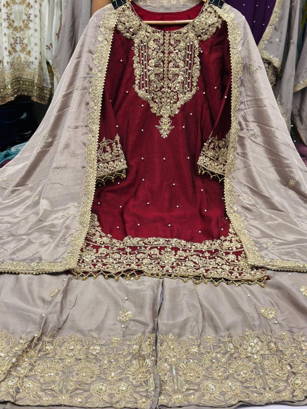 HUSNARA 15046 A B C D READYMADE PAKISTANI SUITS