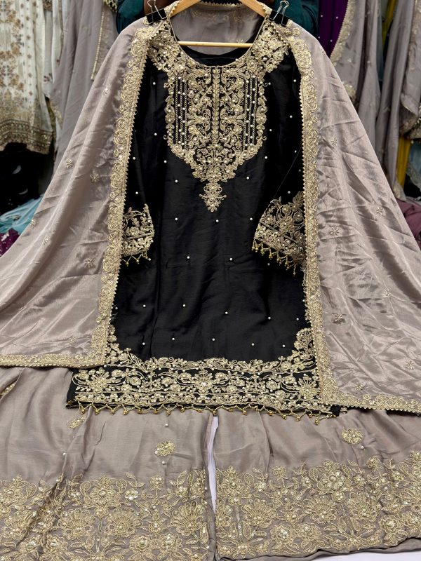 HUSNARA 15046 A B C D READYMADE PAKISTANI SUITS