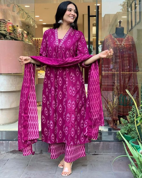 MURTI TRENDS PINK COTTON EMBROIDERY WORK KURTI