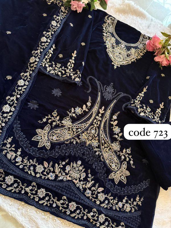 ZIAAZ DESIGNS 723 VELVET PAKISTANI SUITS IN INDIA