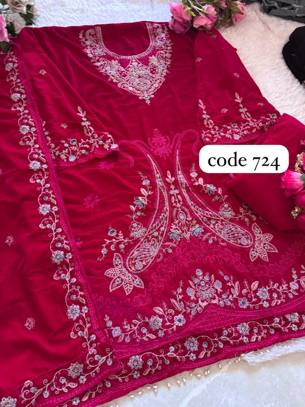 ZIAAZ DESIGNS 724 VELVET PAKISTANI SUITS IN INDIA