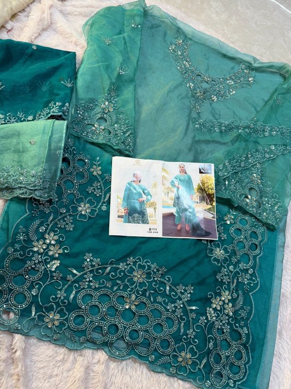 ZIAAZ DESIGNS 815 B ORGANZA PAKISTANI SUITS