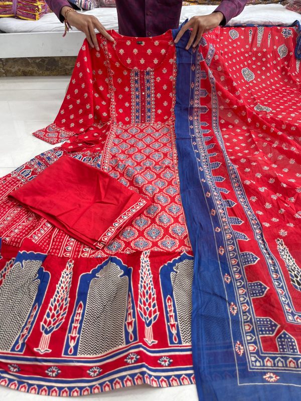 MURTI TRENDS RED PURE COTTON SUITS