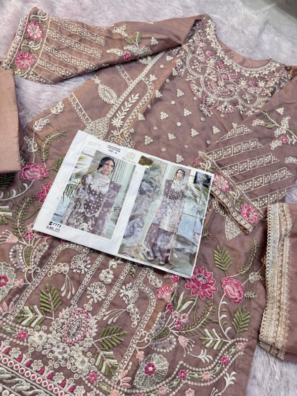 ZIAAZ DESIGNS 777 PAKISTANI SUITS WHOLESALE