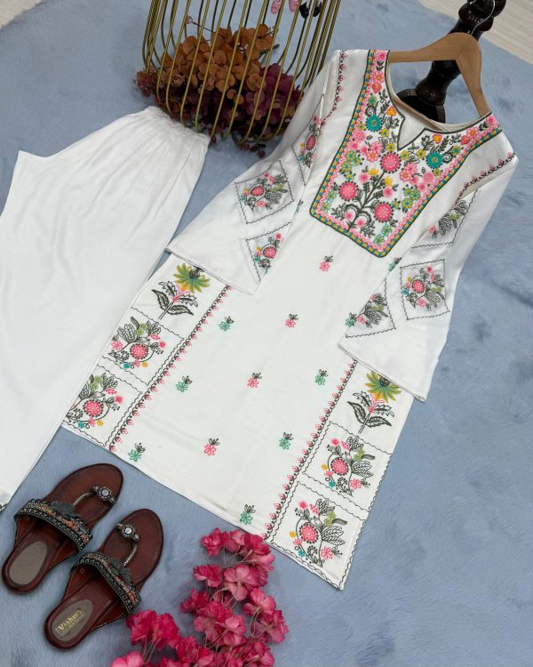 AAROHI DESIGNER PD 1105 PREMIUM READYMADE TOP & PLAZZO