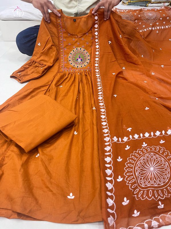 AKSHAR DESIGNER ORANGE VHALI COTTON KURTI