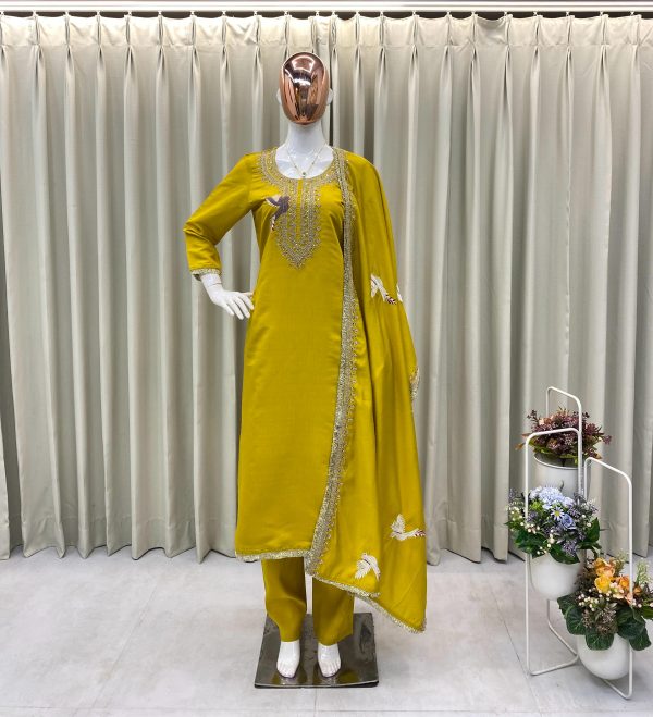BE 351 TRENDING WEDDING SEASON KURTA PANT
