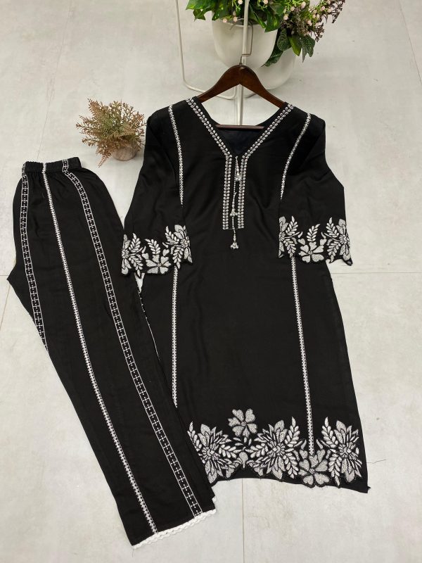 BE 353 DESIGNER TRENDING RUNNING WEAR CORD SET