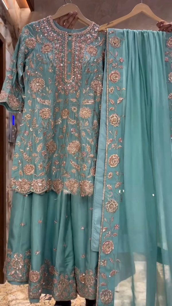 LG 1940 DESIGNER WEDDING SEASON EMBROIDERED SUITS