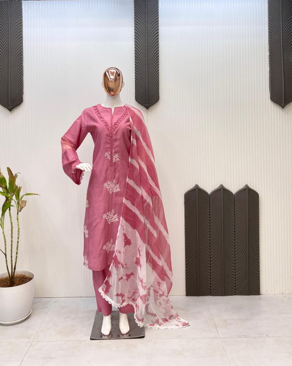 LG 1951 DESIGNER WEAR EXCLUSIVE SUIT IN ROMAN SILK