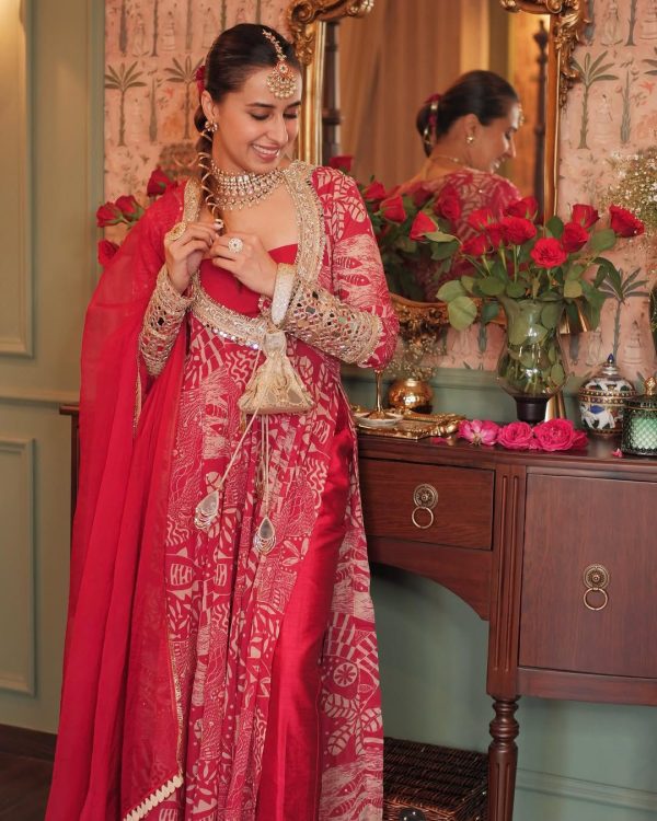 LG 1952 A TRENDY FOUR PIECE INDO WESTERN SUITS