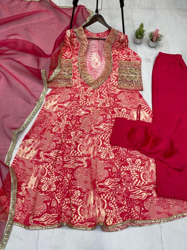 LG 1952 A TRENDY FOUR PIECE INDO WESTERN SUITS