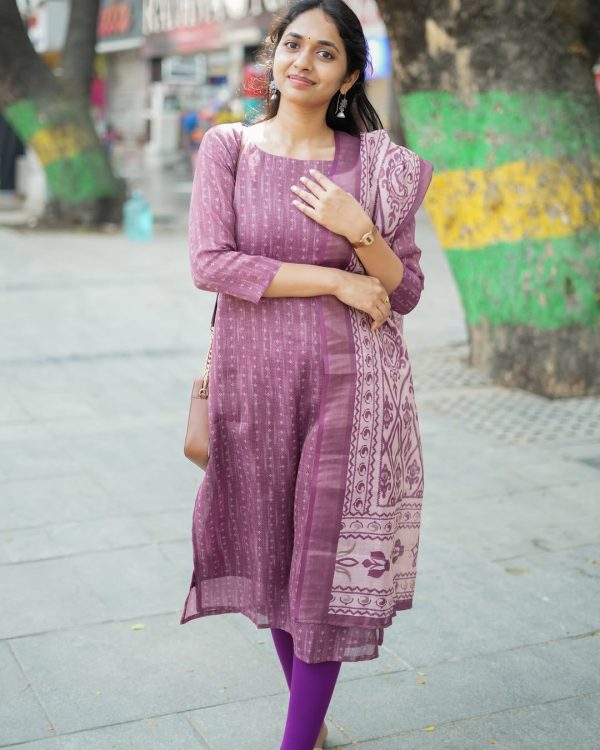 MURTI TRENDZ PURPLE TANNA BANNA COTTON KURTI