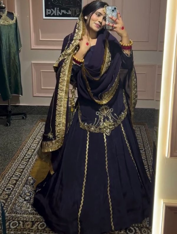 SHREE HARI SRK 5262 DESIGNER TOP LEHENGA WHOLESALE