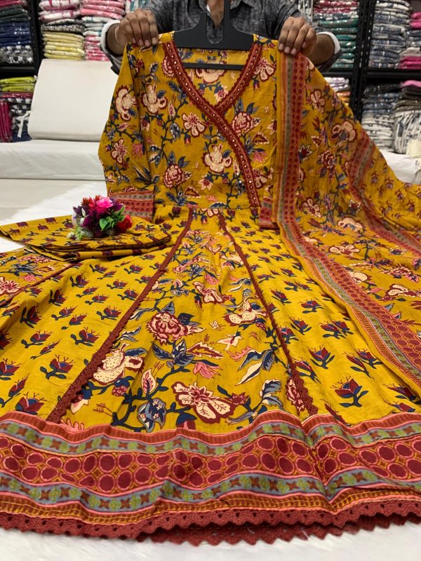 SHRUTI CREATION COTTON PRINTED ANARKALI KURTA