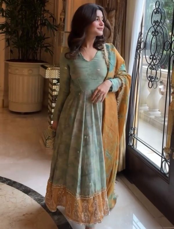 ZEEL FASHION ZF 418 DESIGNER PARTY WEAR GOWN