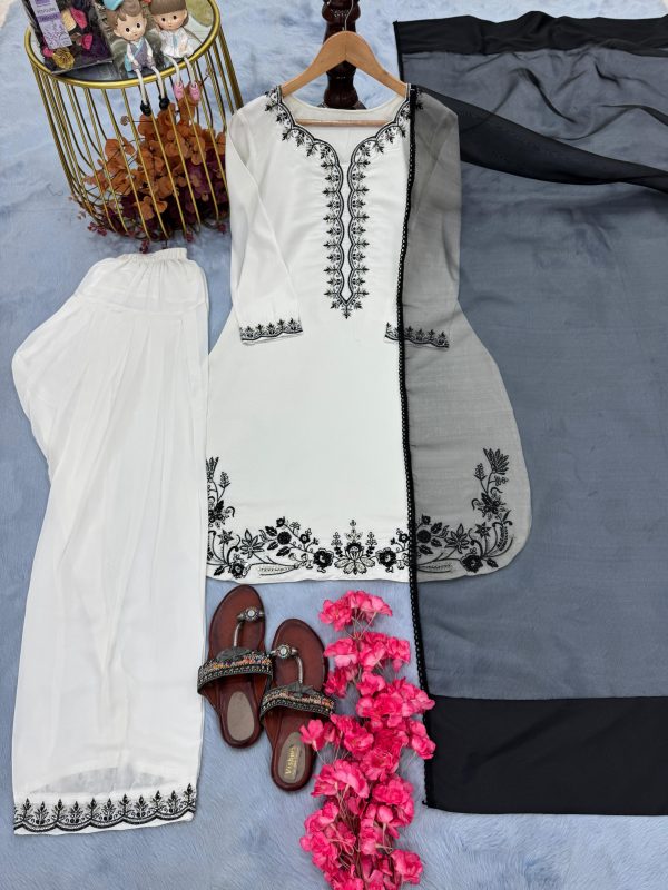 AAROHI DESIGNER AD 205 NATURAL CREPE PLAZZO SUITS