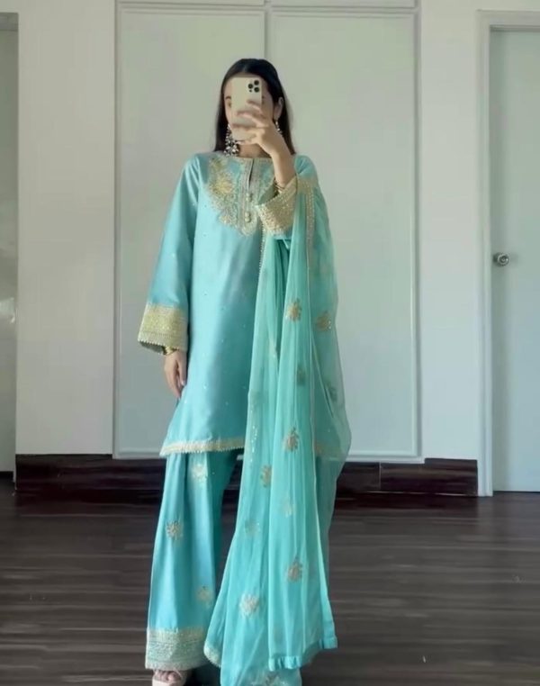 AAROHI DESIGNER PD 1114 PARTY WEAR FARSHI SUITS