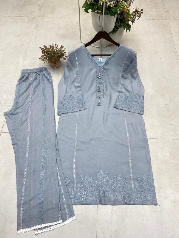 BE 357 DESIGNER TRENDING RUNNING WEAR CORD SET