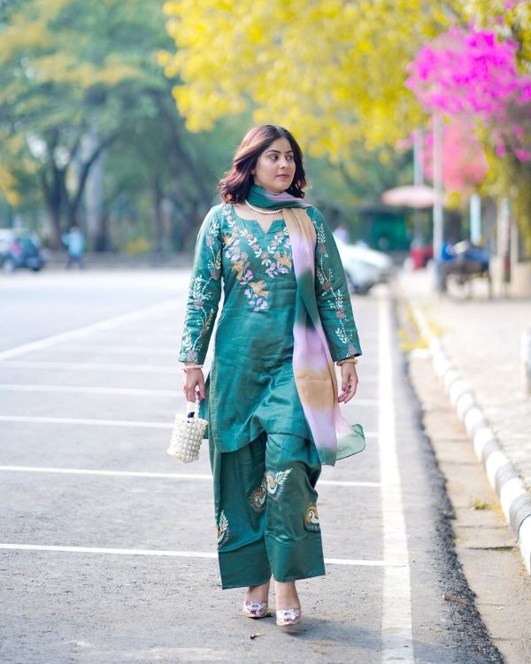 BE 367 TRENDING FARSHI SALWAR SUITS ONLINE
