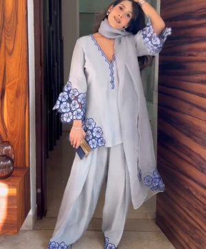 LADY LOOK 002 DESIGNER FARSHI PLAZZO SUITS ONLINE