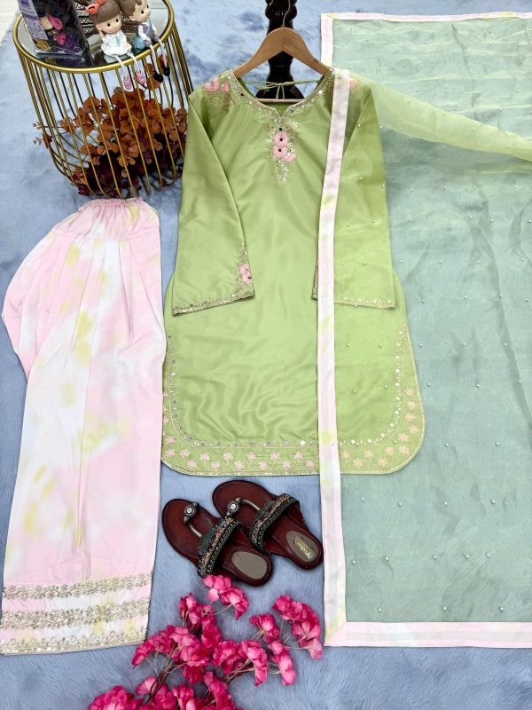 LADY LOOK 004 DESIGNER FARSHI PLAZZO SUITS ONLINE