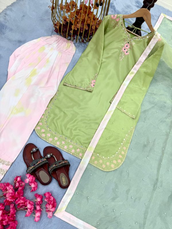 LADY LOOK 004 DESIGNER FARSHI PLAZZO SUITS ONLINE