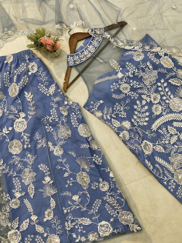 LG 1945 D TRENDING HULTER NECK KURTA AND PLAZZO SET