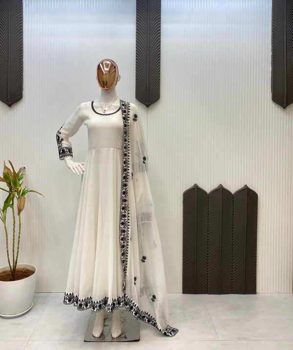 LG 1958 DESIGNER GOWN WHOLESALE ONLINE