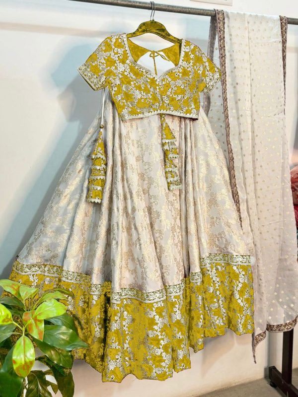 QRC FASHION 318 C DESIGNER LEHENGA CHOLI WHOLESALE