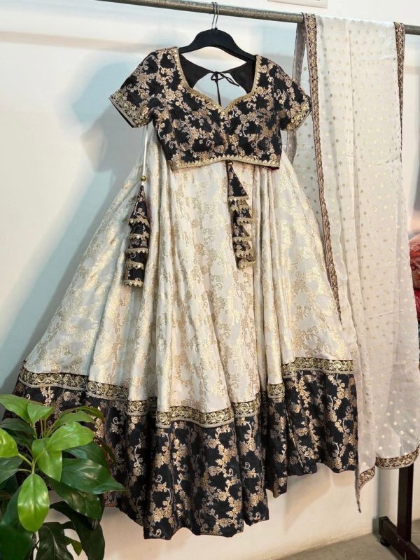 QRC FASHION 318 D DESIGNER LEHENGA CHOLI WHOLESALE