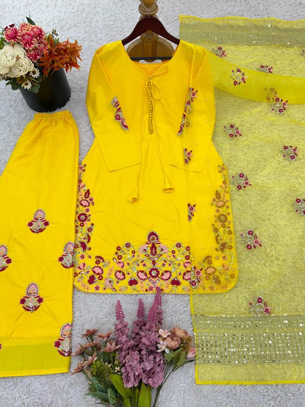 SHREE HARI NSR 859 A DESIGNER FARSHI SUITS ONLINE